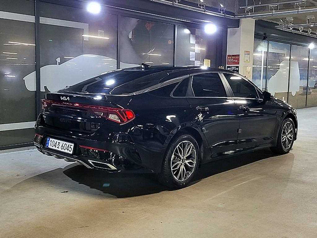 KIA K5 - Vista 4