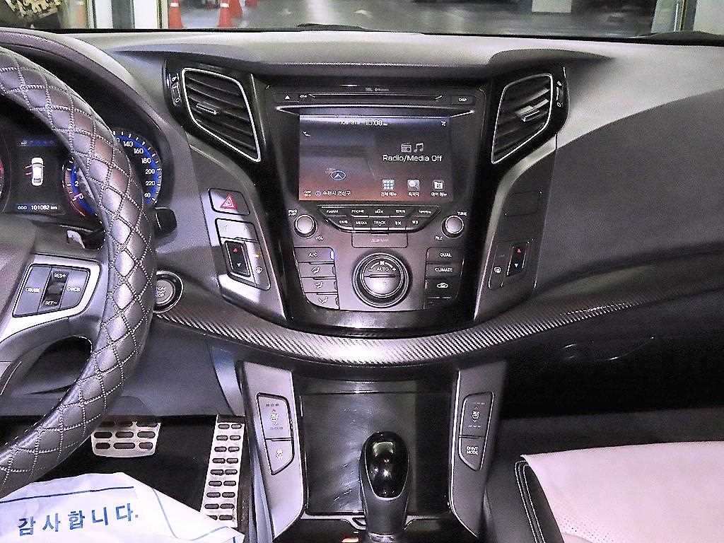 HYUNDAI i40 - Vista 11