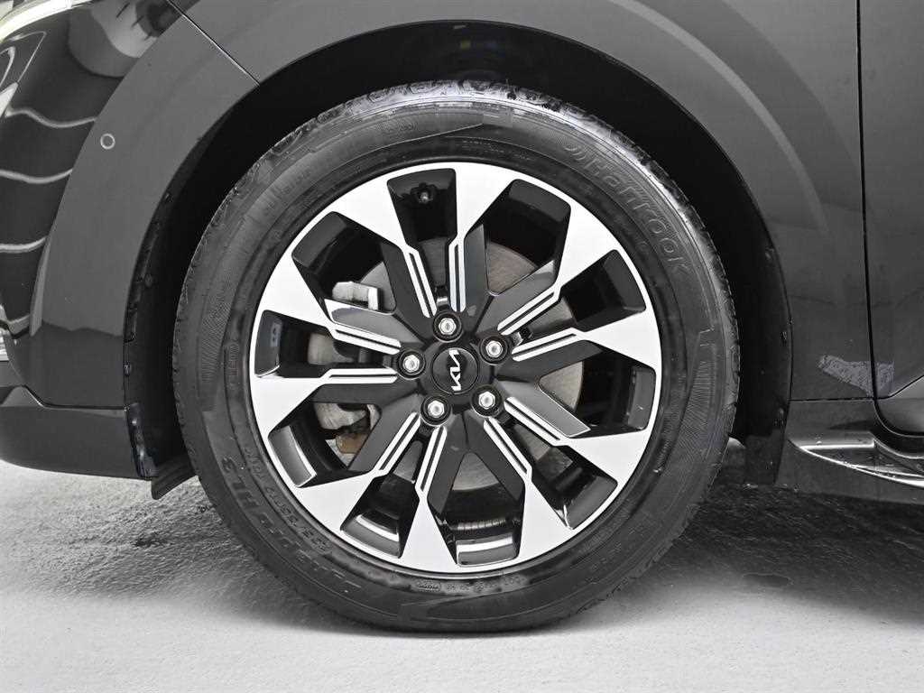 KIA Carnival - Vista 5