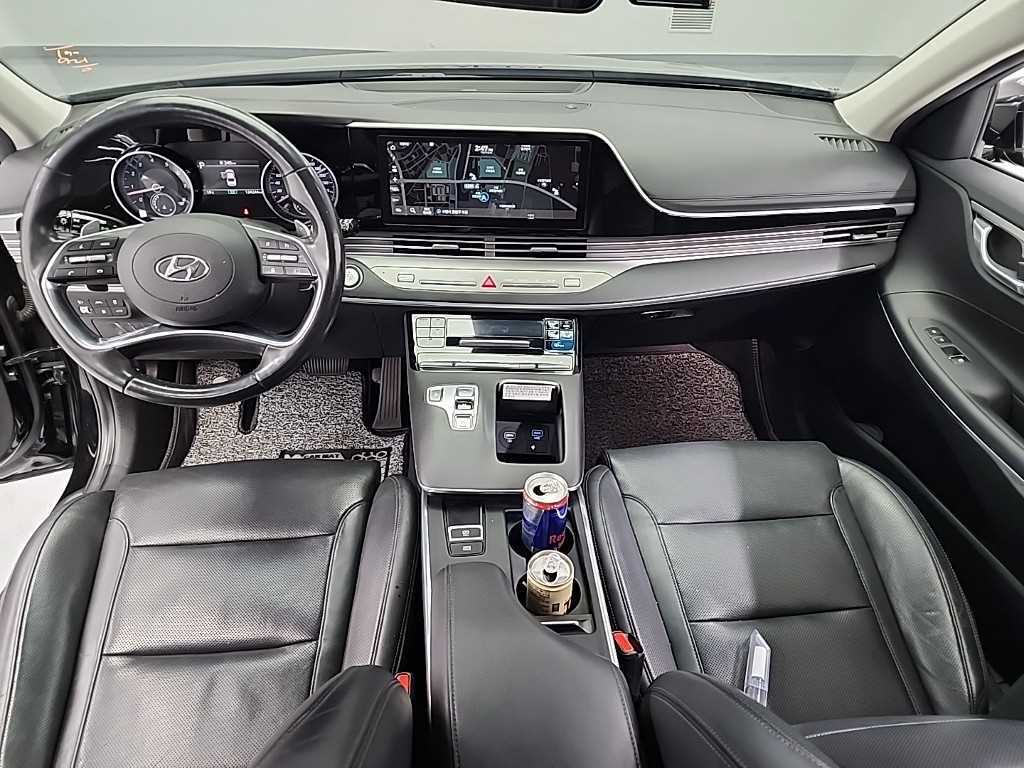 HYUNDAI Grandeur - Vista 7