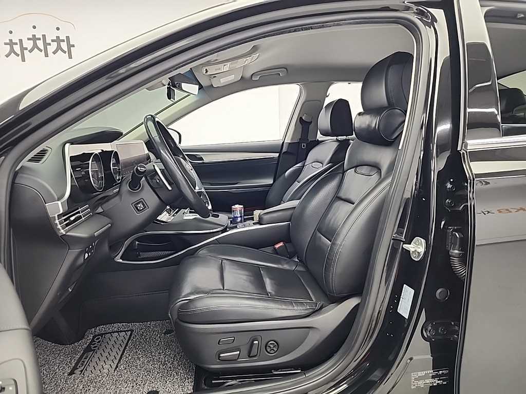 HYUNDAI Grandeur - Vista 11