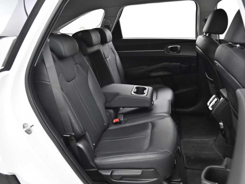 KIA Sorento - Vista 12