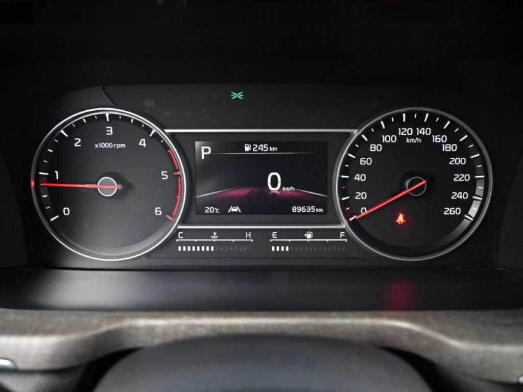 KIA Sorento - Vista 8