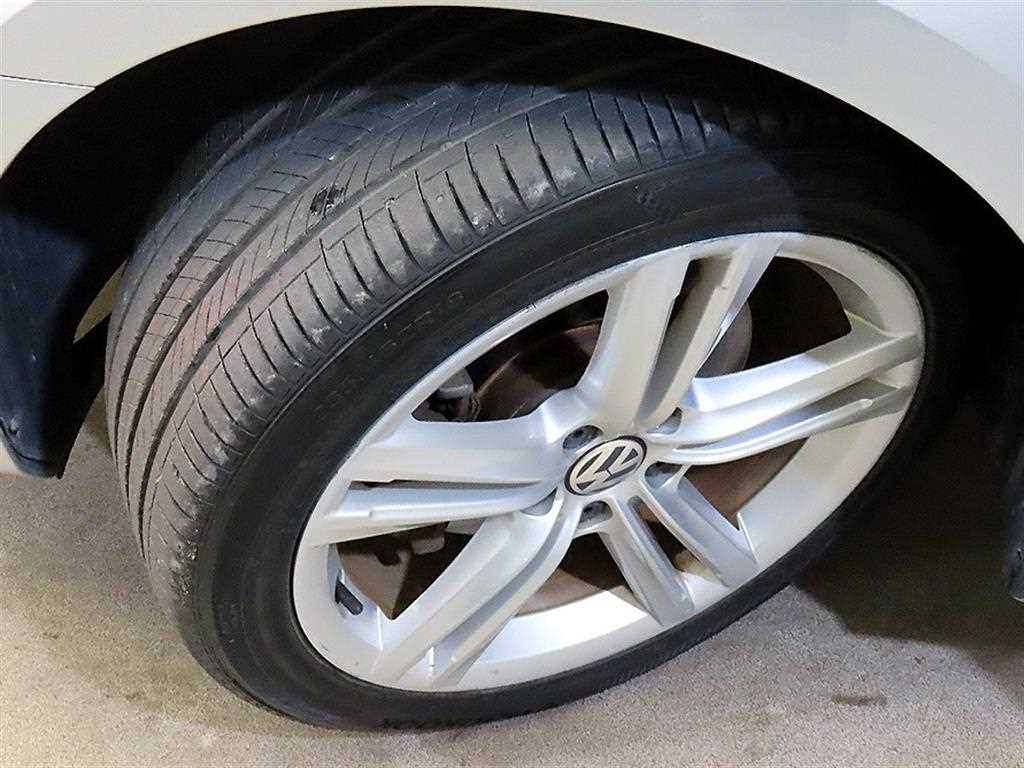 Volkswagen Passat 2014 Gris - Importación desde Corea - HF Imports Iquique - Foto 20