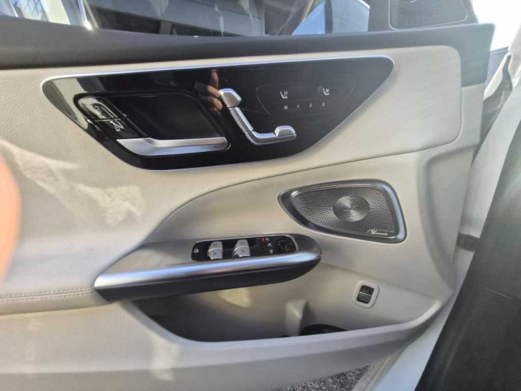 Mercedes Benz C Class 2024 Blanco - Importación desde Corea - HF Imports Iquique - Foto 15