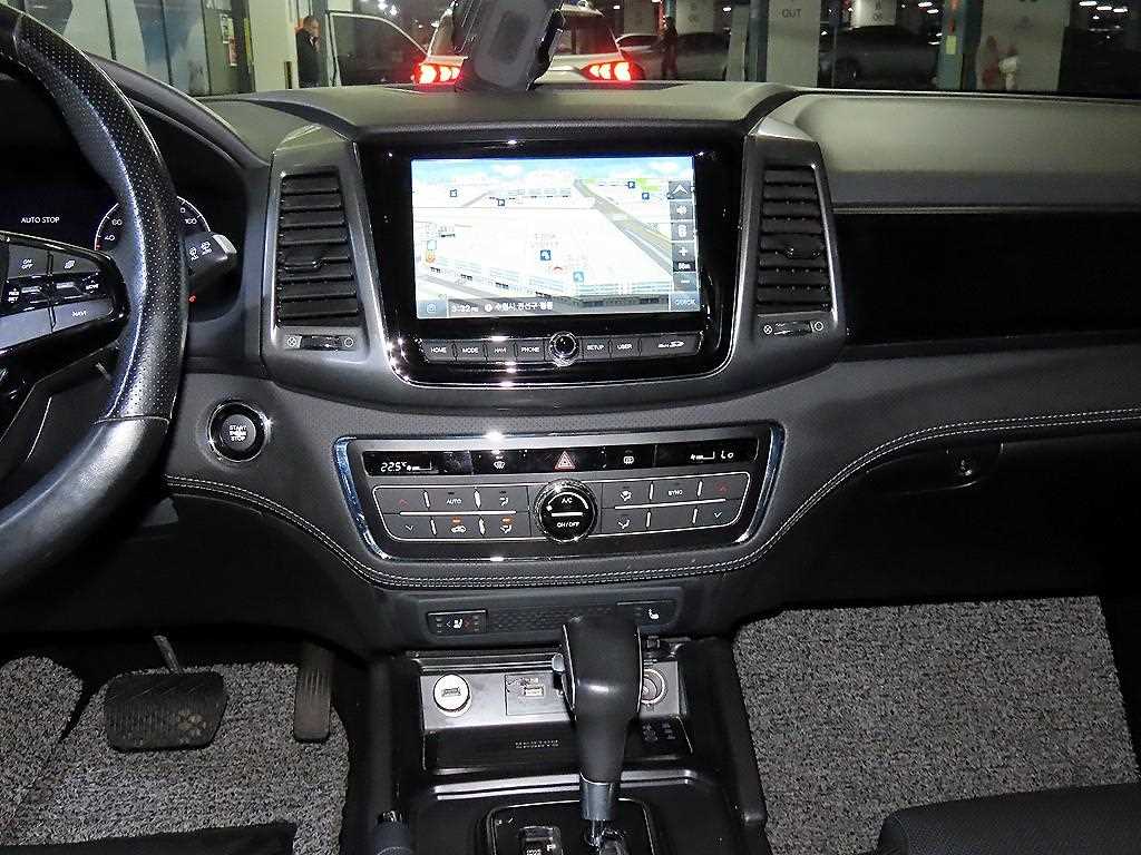 Ssangyong Rexton - Vista 11