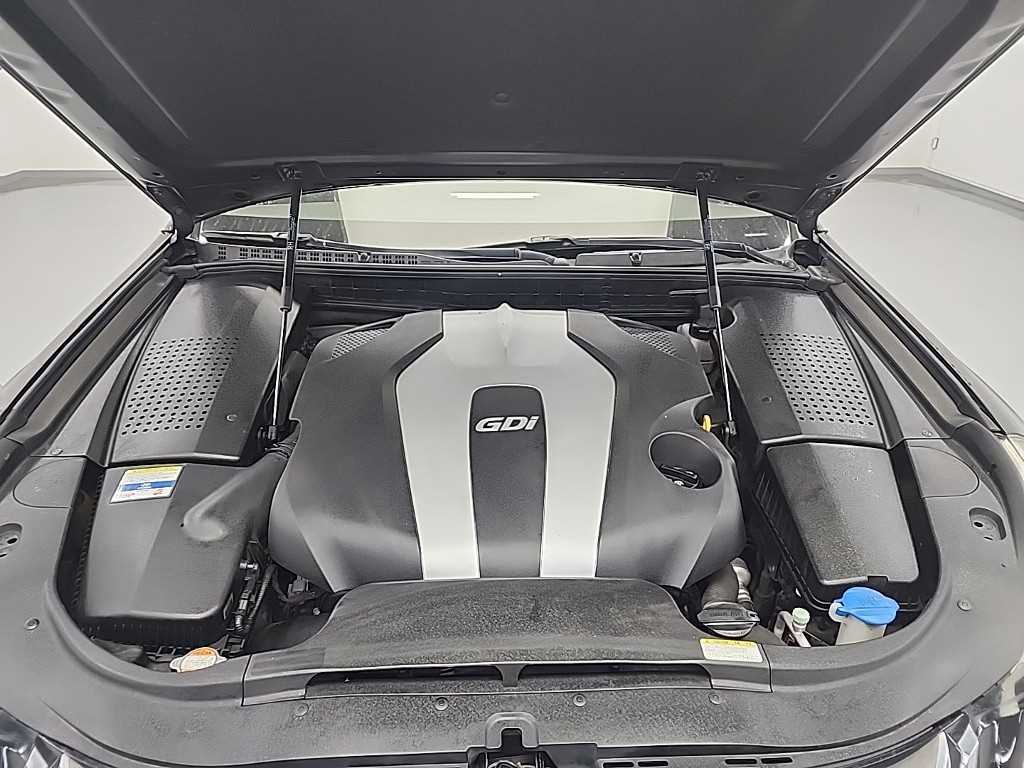 HYUNDAI Equus - Vista 5