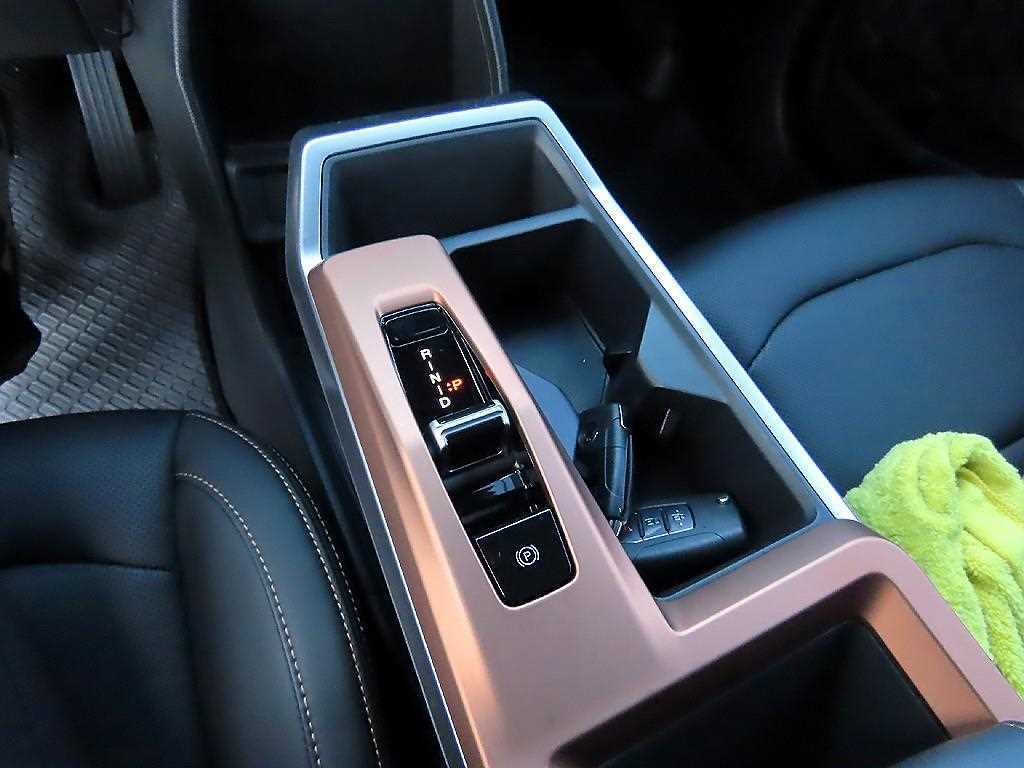 Ssangyong Torres - Vista 10