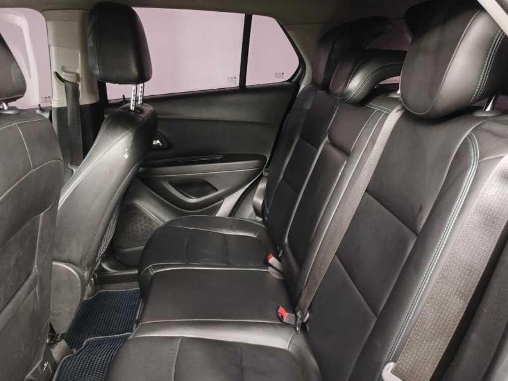 Chevrolet Trax - Vista 8