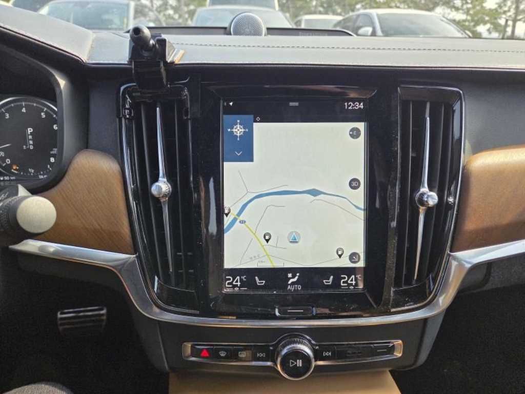 Volvo S90 - Vista 11