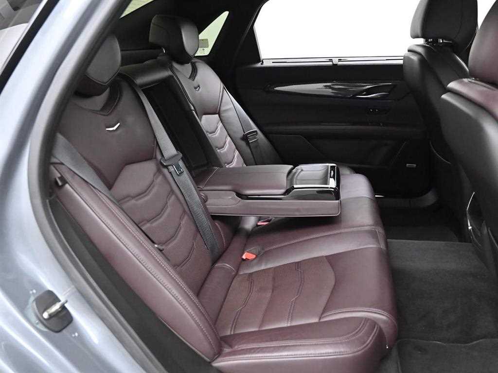 Cadillac CT6 - Vista 12