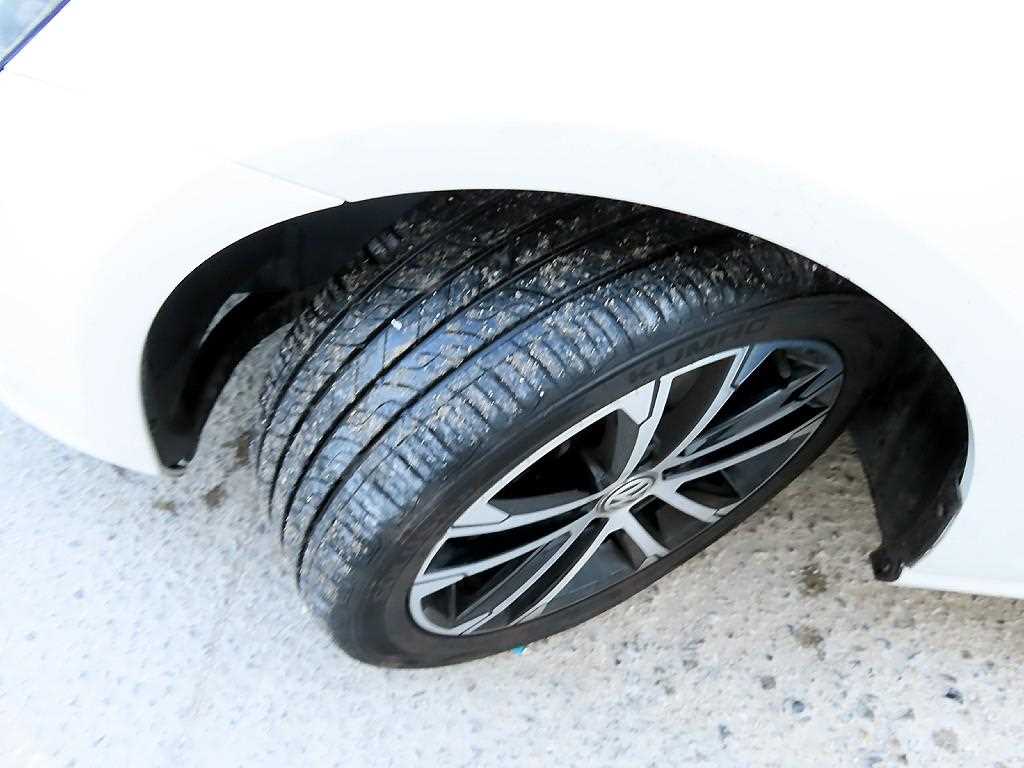 Volkswagen Golf 2014 Blanco - Importación desde Corea - HF Imports Iquique - Foto 20