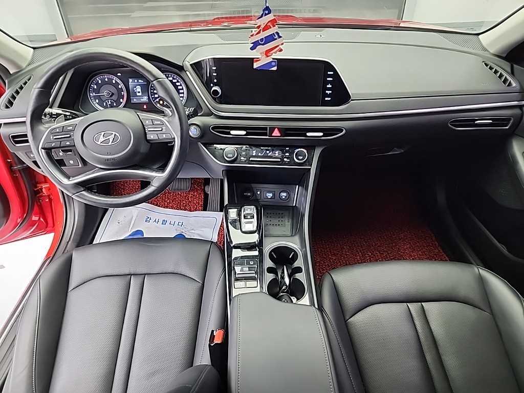 HYUNDAI Sonata - Vista 7