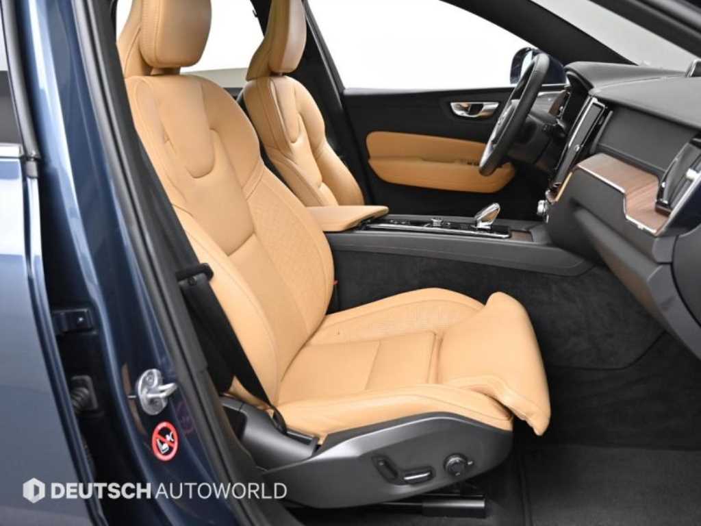 Volvo XC60 - Vista 10