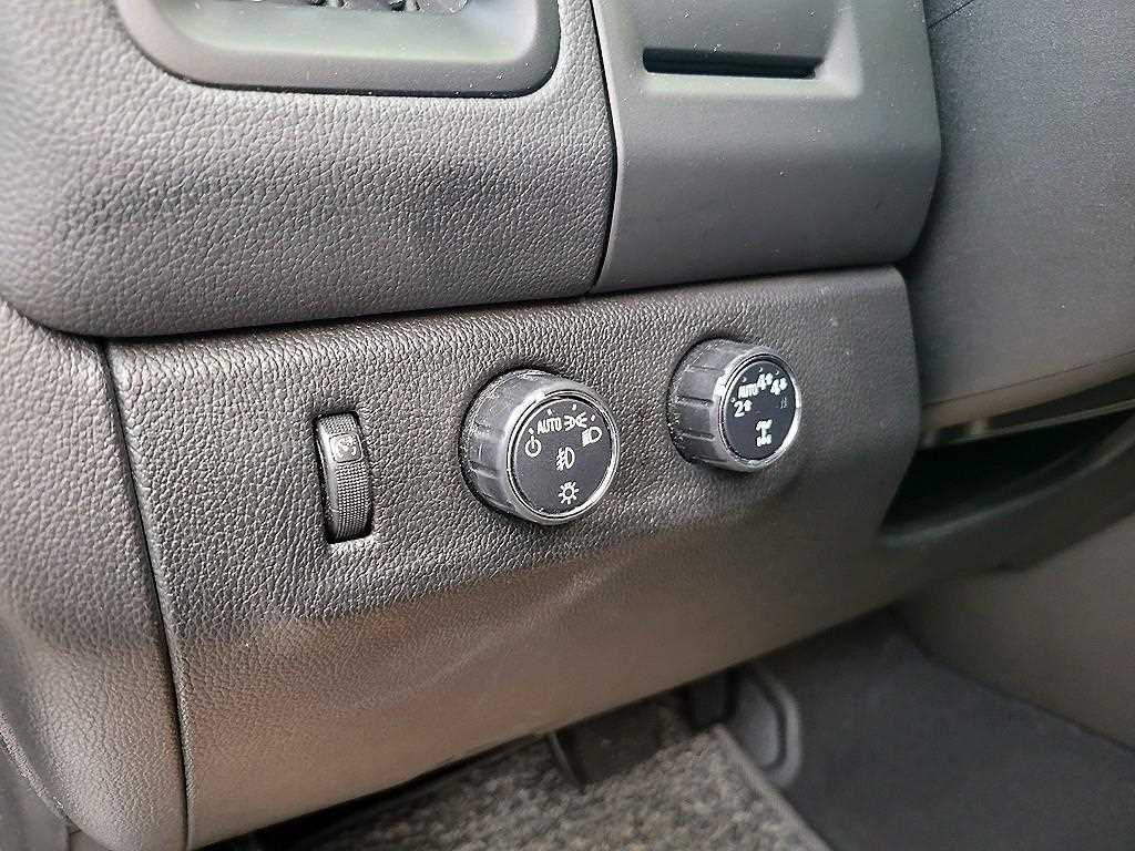 Chevrolet ?Colorado 2020 Plateado - Importación desde Corea - HF Imports Iquique - Foto 13