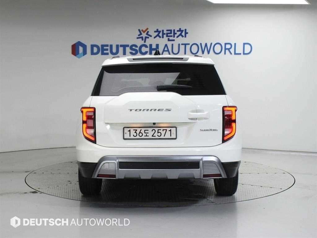 Ssangyong Torres - Vista 4