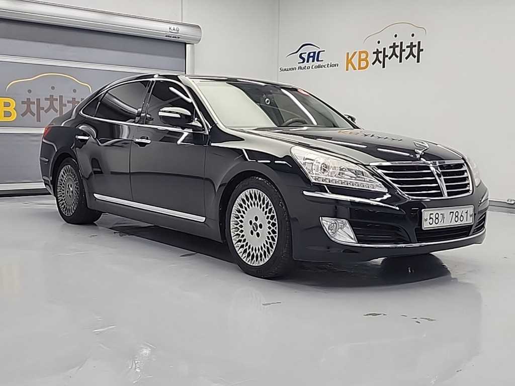 HYUNDAI Equus - Vista 4