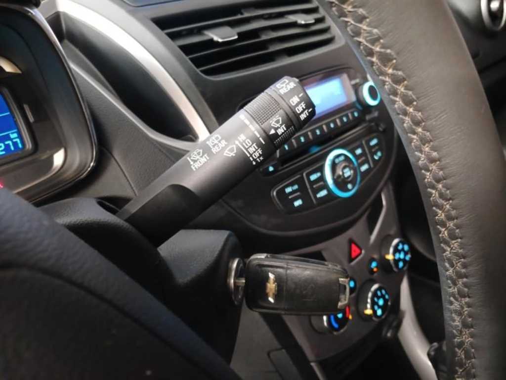 Chevrolet Trax 2015 Negro - Importación desde Corea - HF Imports Iquique - Foto 17