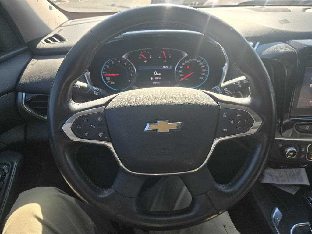 Chevrolet Travers - Vista 9