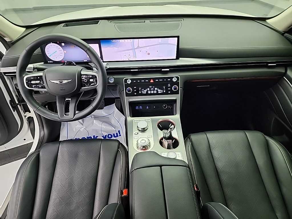 Genesis GV80 - Vista 7