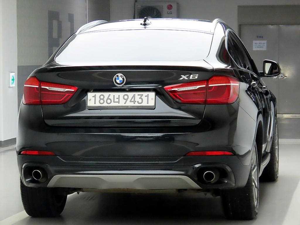 BMW X6 - Vista 4