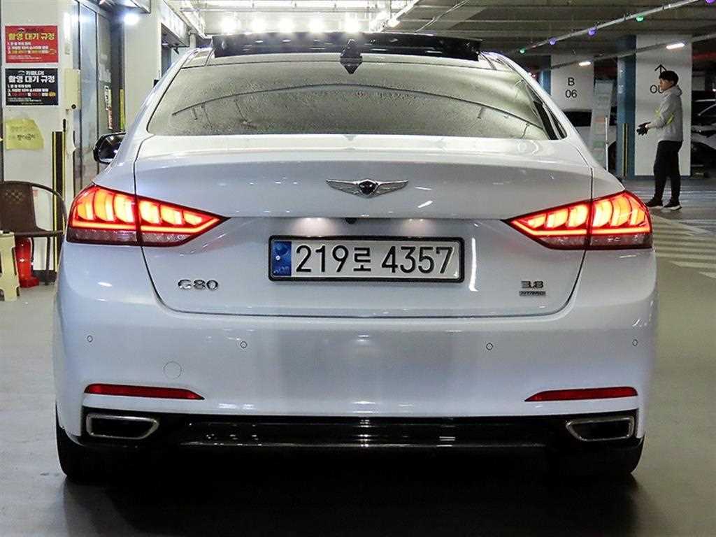 Genesis G80 - Vista 5