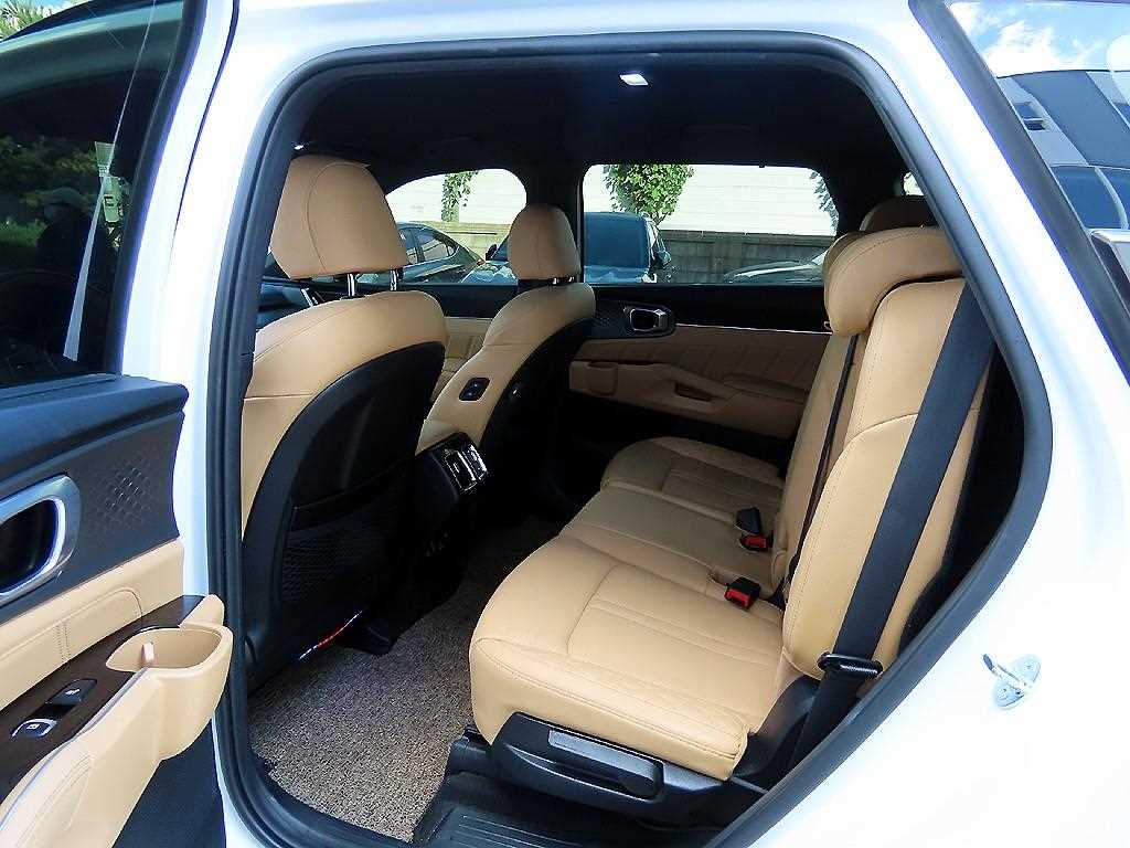 KIA Sorento - Vista 6