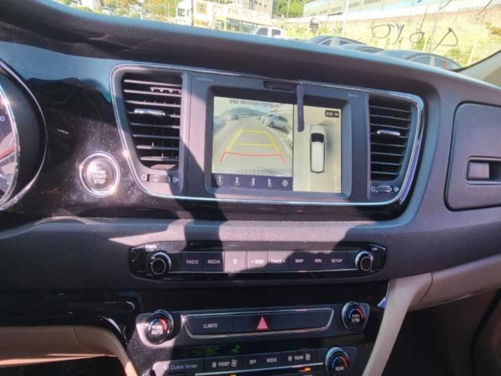 KIA Carnival 2019 Blanco - Importación desde Corea - HF Imports Iquique - Foto 15