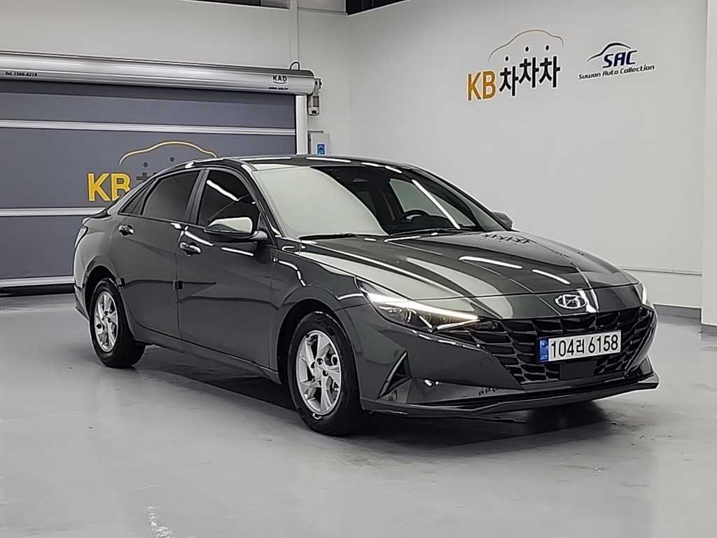 HYUNDAI Avante - Vista 4