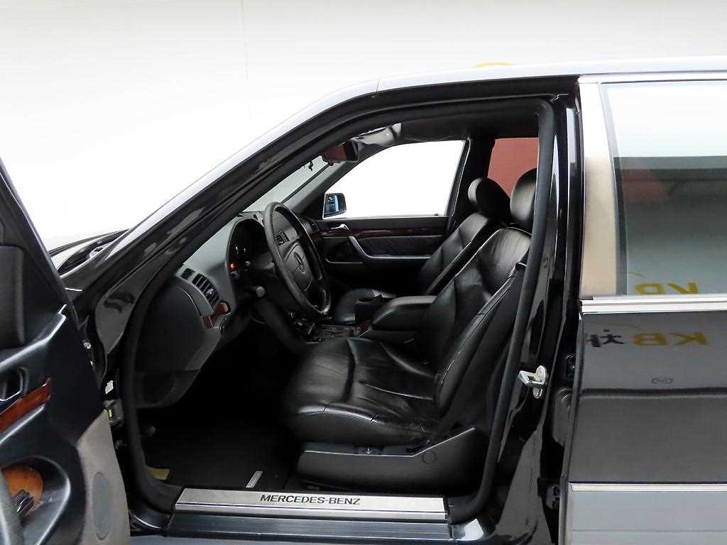 Mercedes Benz S Class - Vista 10