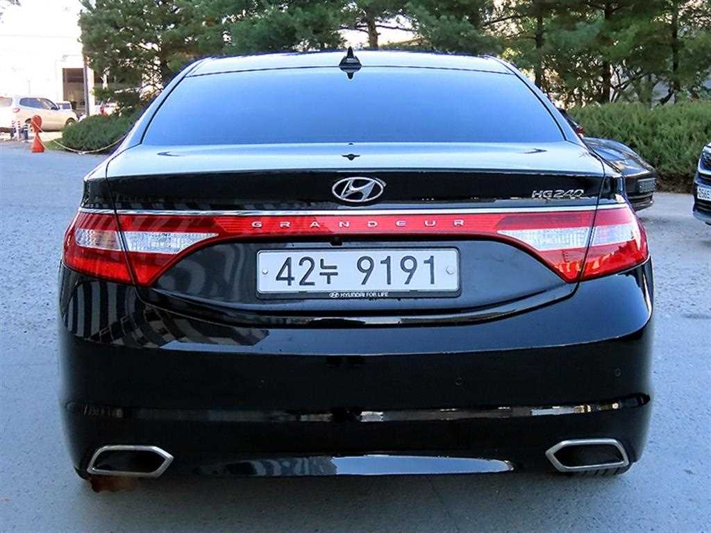 HYUNDAI Grandeur - Vista 4
