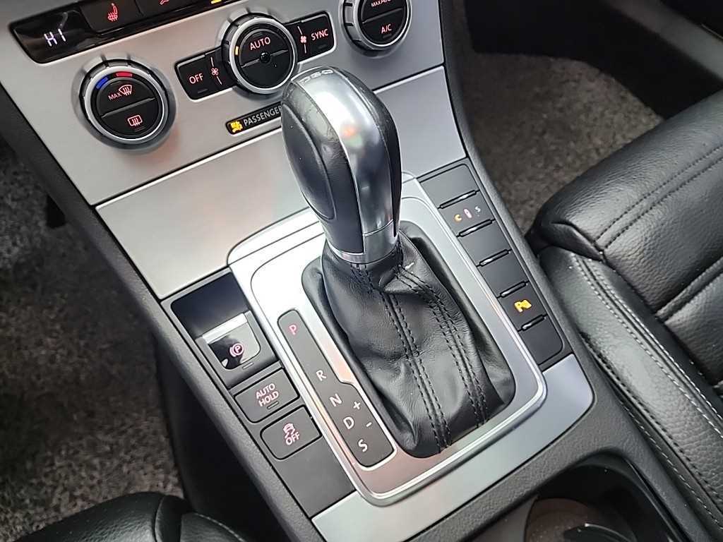 Volkswagen CC - Vista 8