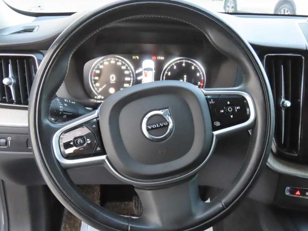 Volvo XC60 - Vista 10