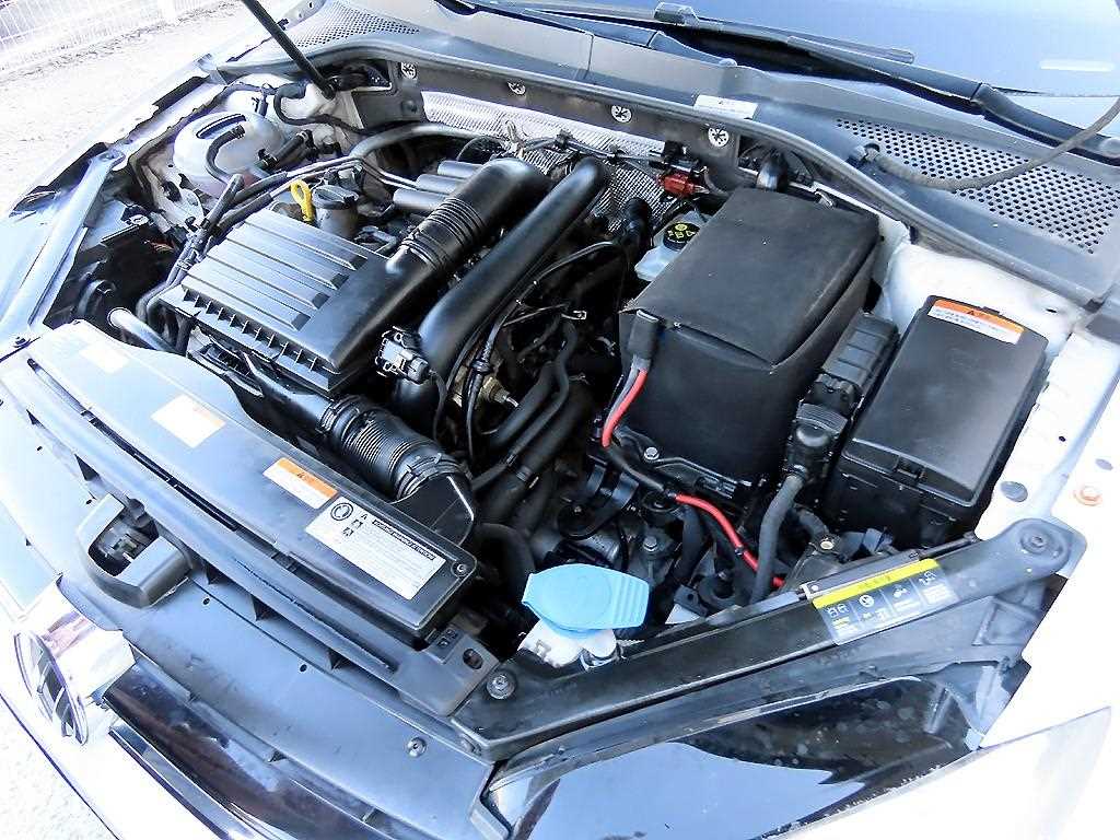 Volkswagen Golf 2014 Blanco - Importación desde Corea - HF Imports Iquique - Foto 19