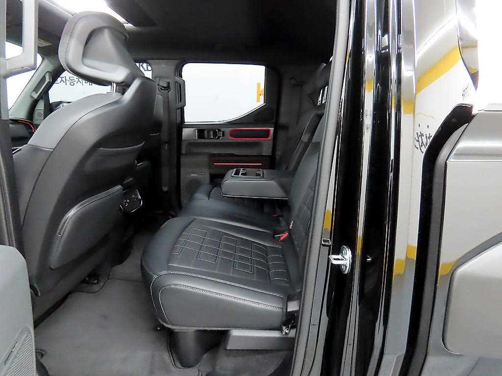 KIA Tasman - Vista 6