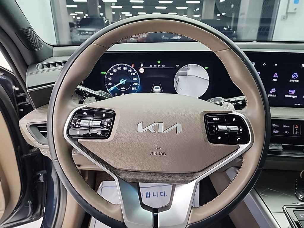 KIA K8 - Vista 9