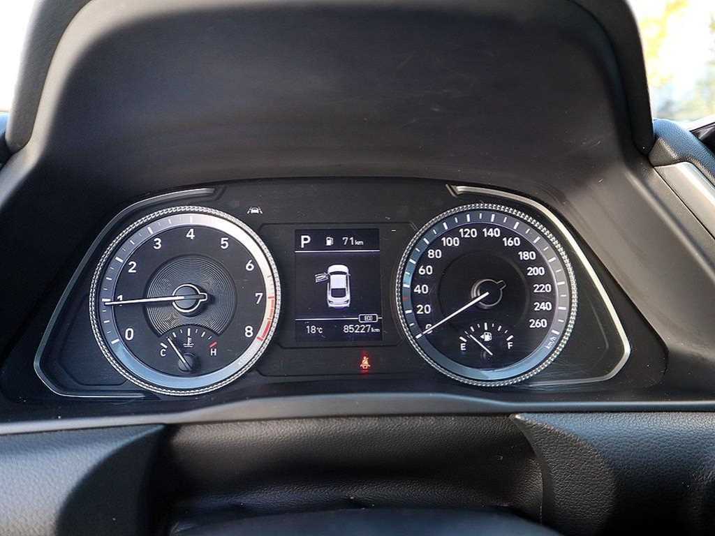 HYUNDAI Sonata - Vista 9