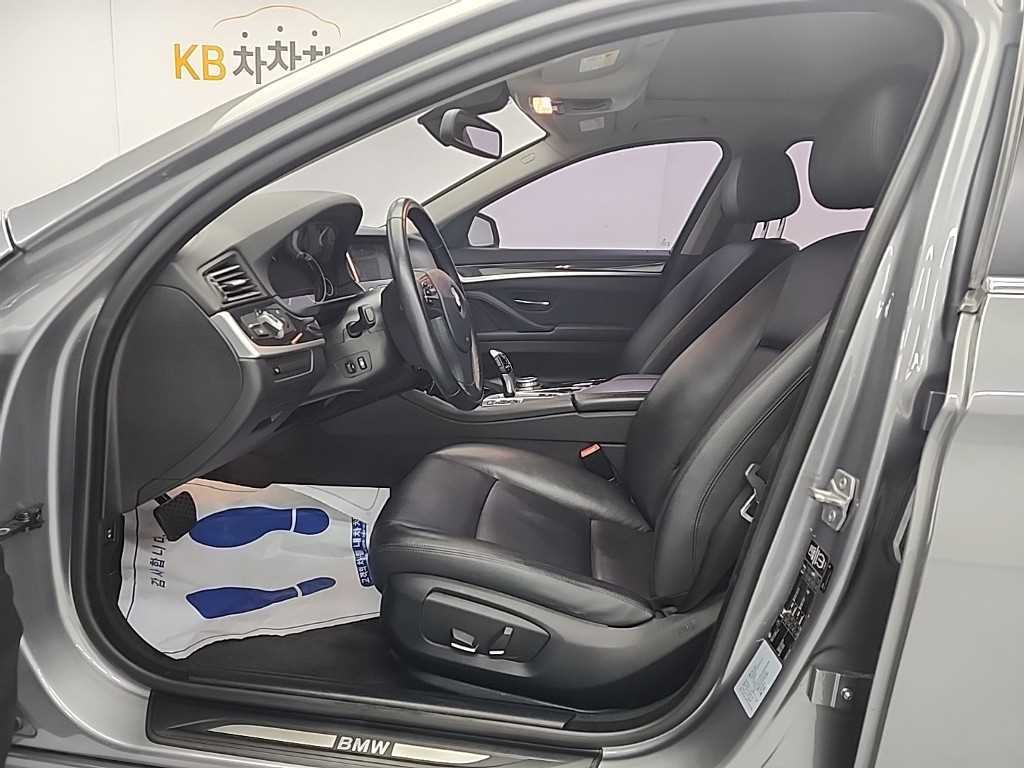 BMW 5 Series - Vista 11