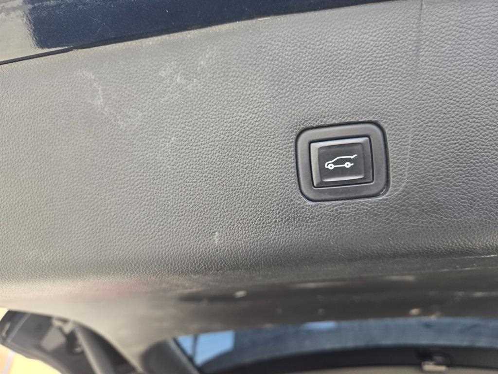 Chevrolet Travers 2020 Negro - Importación desde Corea - HF Imports Iquique - Foto 19