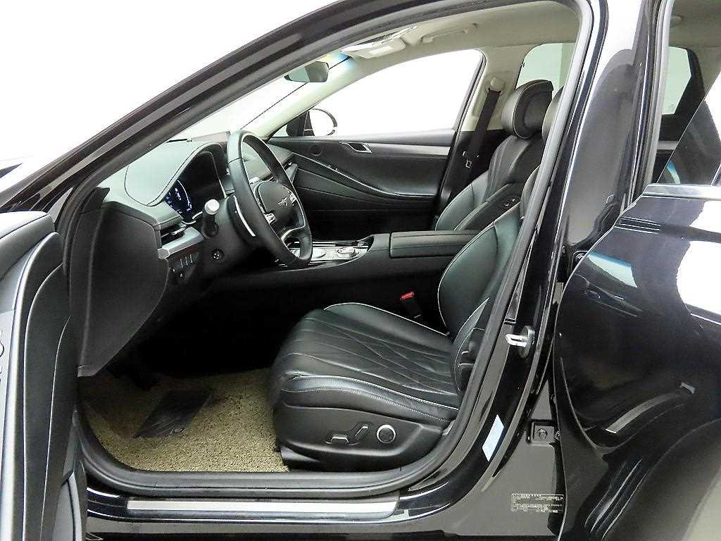 Genesis G80 - Vista 12