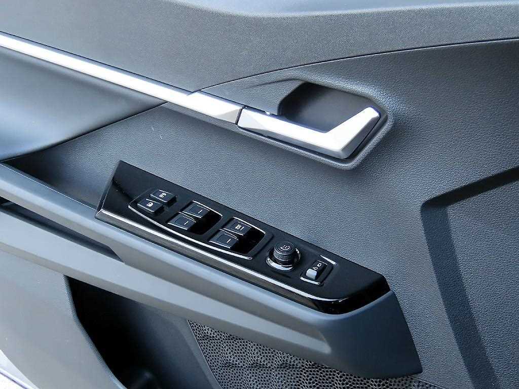 Ssangyong Torres - Vista 11