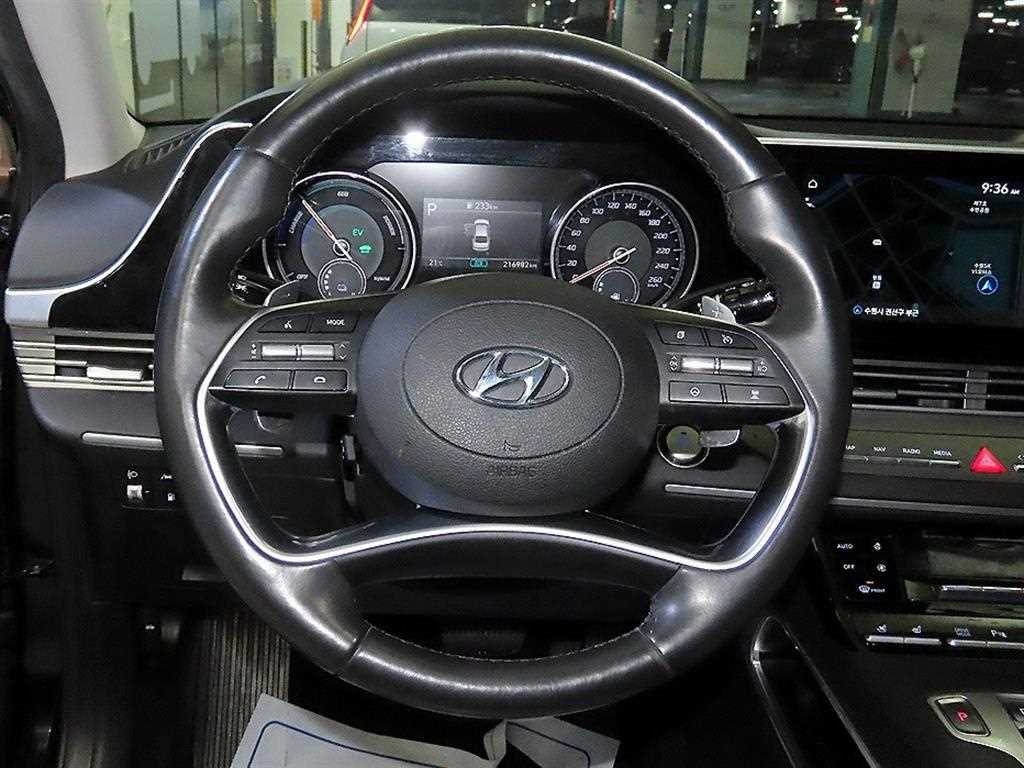 HYUNDAI Grandeur - Vista 8