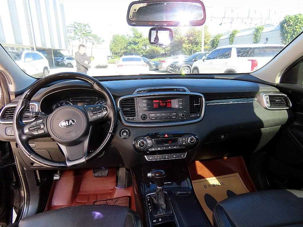 KIA Sorento - Vista 7