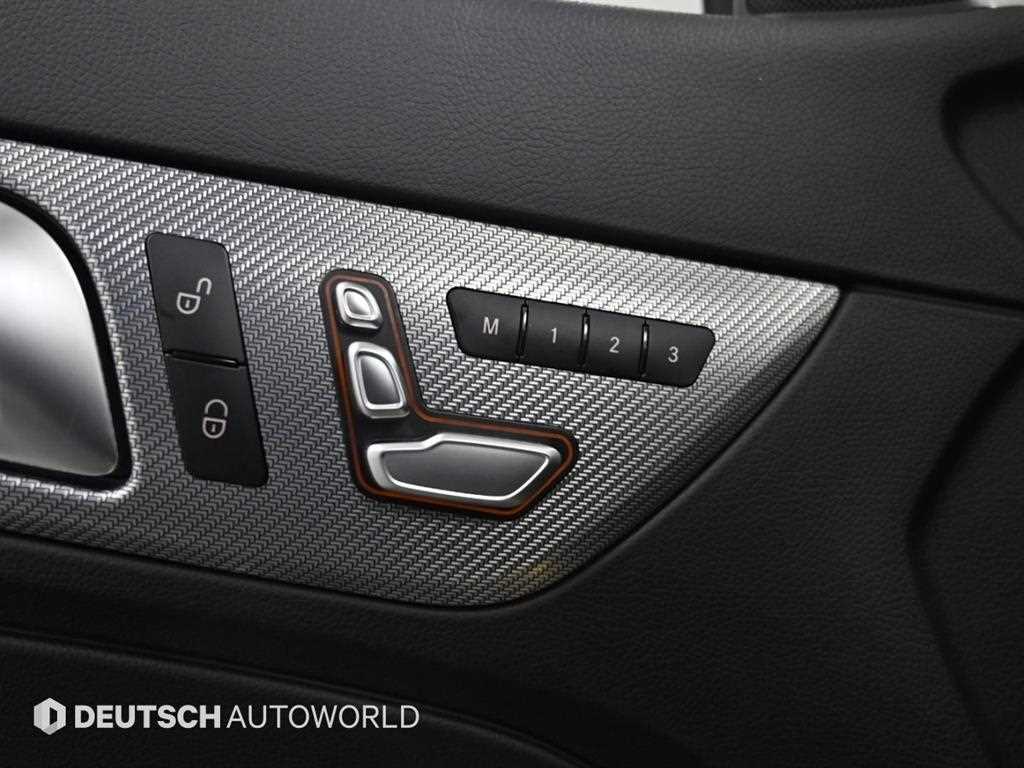 Mercedes Benz SLC Class - Vista 12