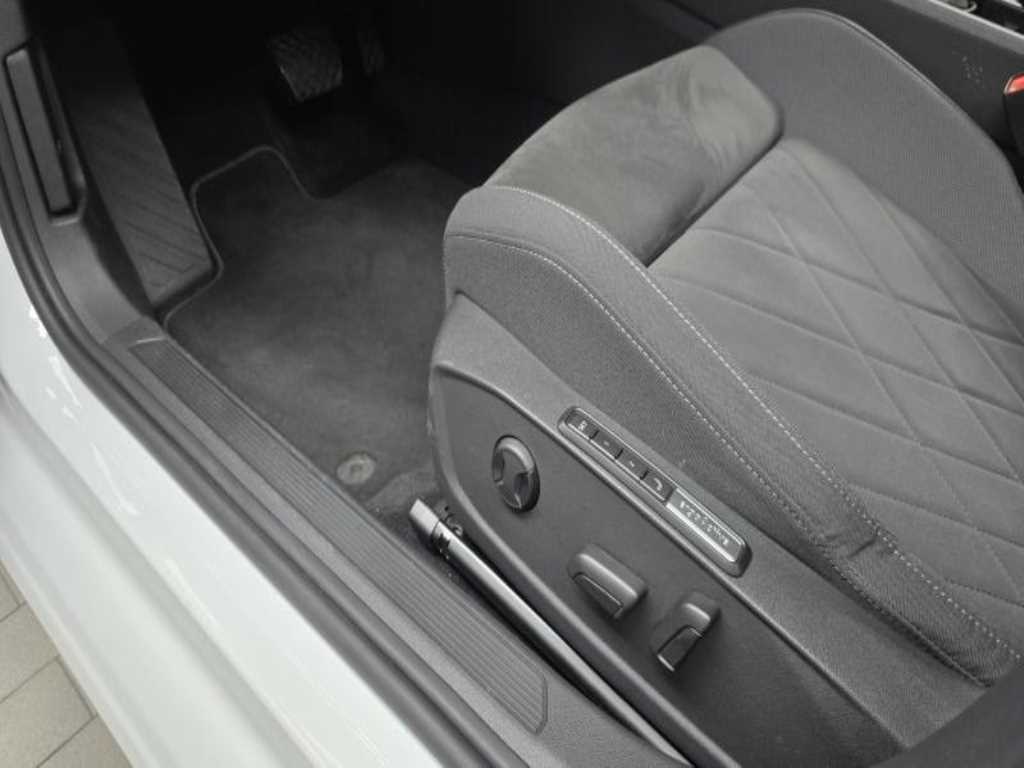 Volkswagen Golf 2023 - Importación desde Corea - HF Imports Iquique - Foto 18