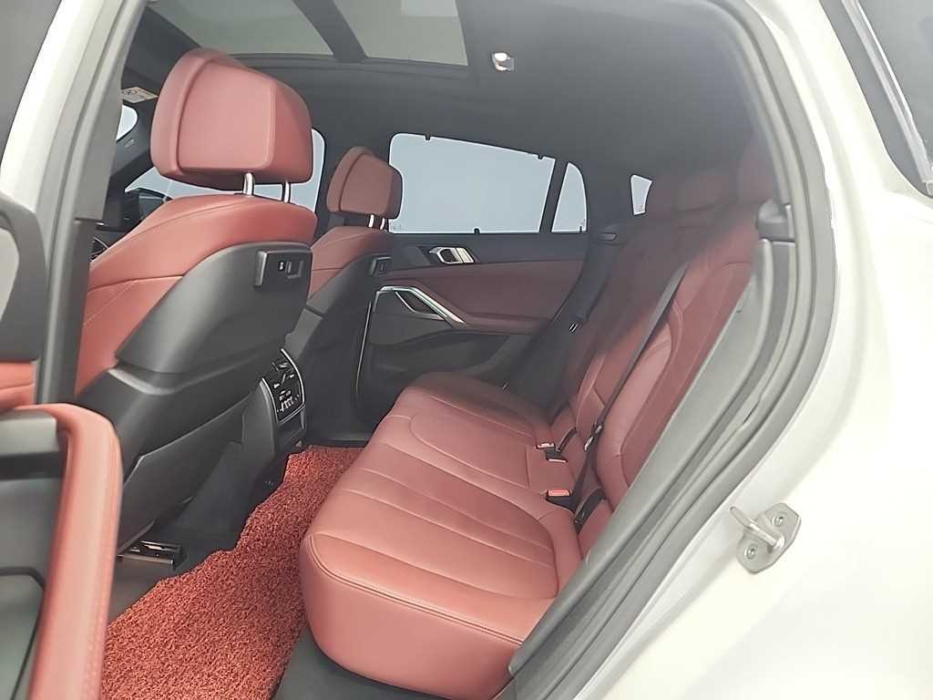 BMW X6 - Vista 12