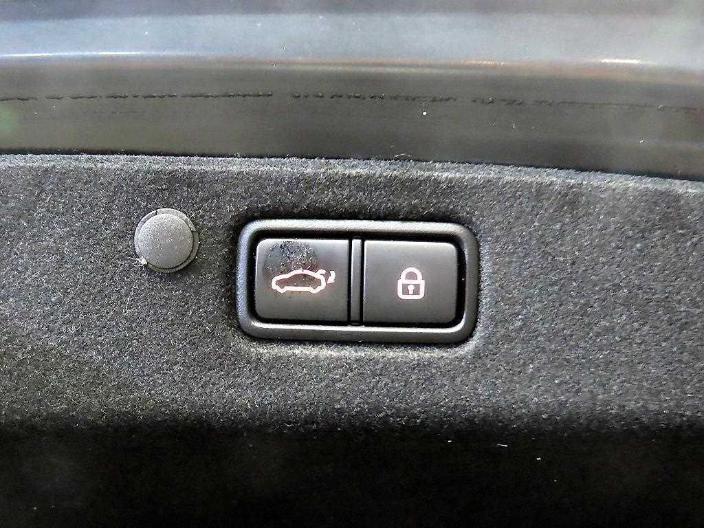 HYUNDAI Grandeur 2020 Negro - Importación desde Corea - HF Imports Iquique - Foto 17