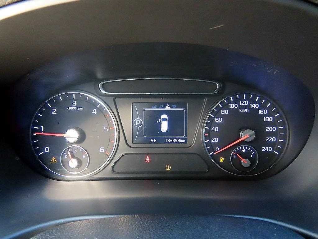 KIA Sorento - Vista 9