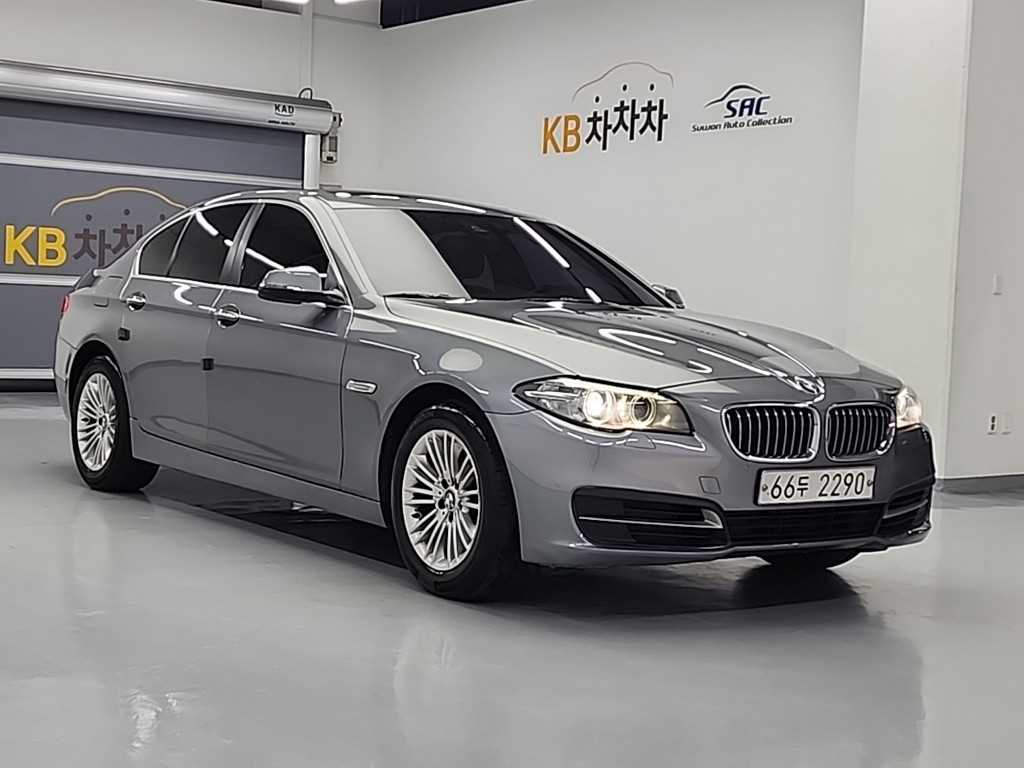 BMW 5 Series - Vista 4