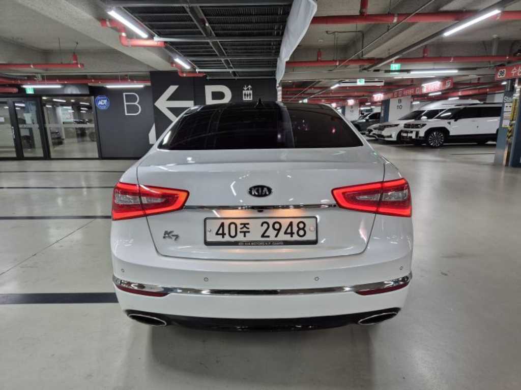 KIA K7 - Vista 4